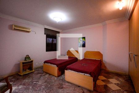 Apartamento à venda com 560m², 4 quartos e 5 vagasQuarto 2 - Suite 