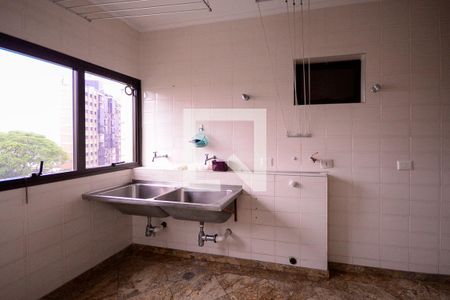 Apartamento à venda com 560m², 4 quartos e 5 vagasÁrea de Serviço 