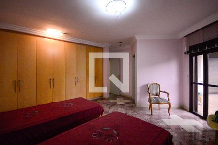 Apartamento à venda com 560m², 4 quartos e 5 vagasQuarto 2 - Suite 