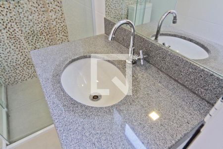 Banheiro da Suíte de apartamento para alugar com 2 quartos, 60m² em Santana, São Paulo