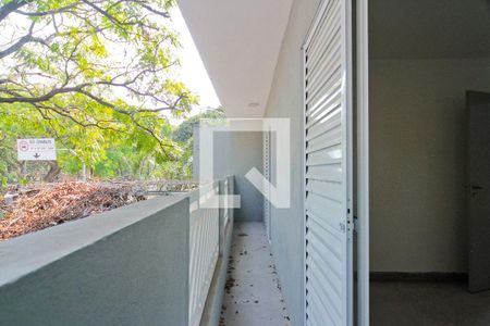 Apartamento para alugar com 60m², 2 quartos e sem vagaVaranda