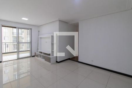 Sala de apartamento à venda com 3 quartos, 76m² em Picanço, Guarulhos