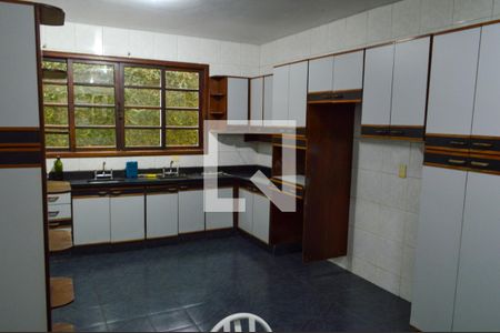 Casa de condomínio para alugar com 900m², 6 quartos e 4 vagasCozinha