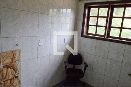 Casa de condomínio para alugar com 900m², 6 quartos e 4 vagasEdícula