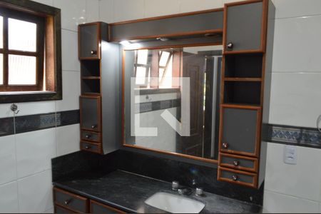 Casa de condomínio para alugar com 900m², 6 quartos e 4 vagasBanheiro