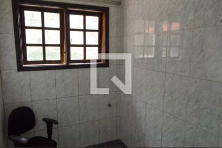 Casa de condomínio para alugar com 900m², 6 quartos e 4 vagasEdícula