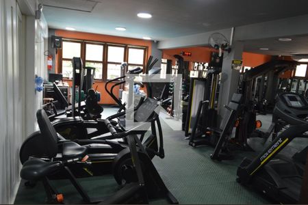 Casa de condomínio para alugar com 900m², 6 quartos e 4 vagasÁrea comum - Academia