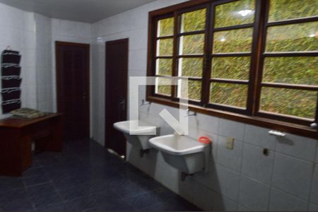 Casa de condomínio para alugar com 900m², 6 quartos e 4 vagasÁrea de Serviço