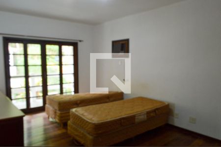 Casa de condomínio para alugar com 900m², 6 quartos e 4 vagasQuarto 2