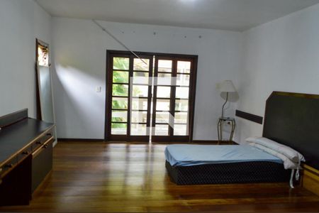 Casa de condomínio para alugar com 900m², 6 quartos e 4 vagasSuíte 3