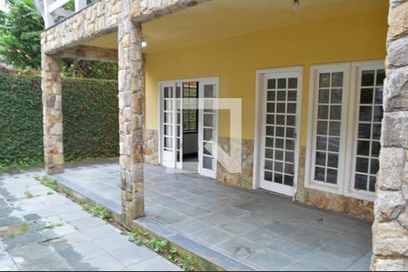 Casa de condomínio para alugar com 900m², 6 quartos e 4 vagasVaranda