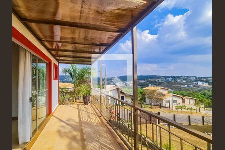Casa de condomínio à venda com 167m², 3 quartos e sem vagaÁrea comum