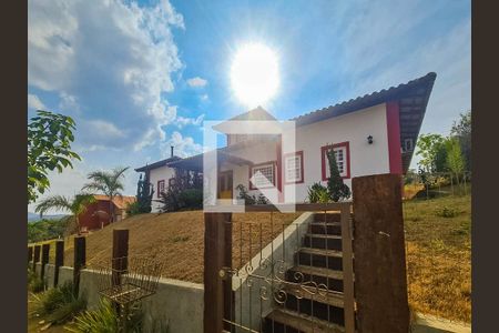 Casa de condomínio à venda com 167m², 3 quartos e sem vagaÁrea comum