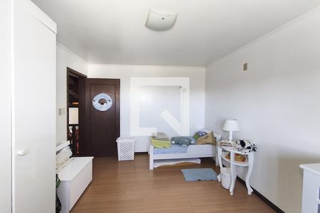 Casa de condomínio à venda com 185m², 6 quartos e 3 vagasQuarto