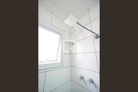 Casa à venda com 280m², 4 quartos e 4 vagasBanheiro da suíte 01