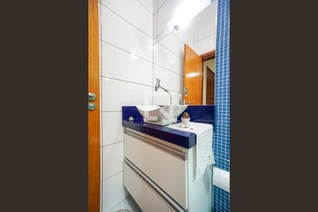 Casa à venda com 280m², 4 quartos e 4 vagasBanheiro da suíte 04