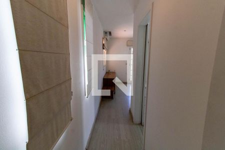 Casa de condomínio à venda com 300m², 3 quartos e 2 vagasSuíte