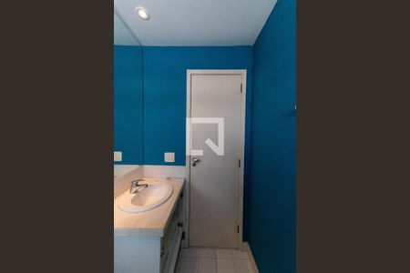 Casa de condomínio à venda com 300m², 3 quartos e 2 vagasBanheiro Social