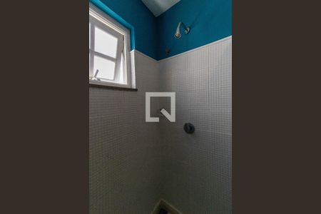 Casa de condomínio à venda com 300m², 3 quartos e 2 vagasBanheiro Social