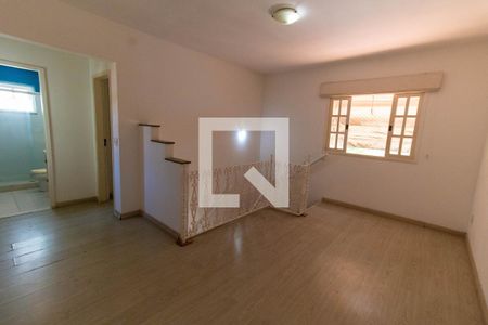 Casa de condomínio à venda com 300m², 3 quartos e 2 vagasHall do Segundo Andar