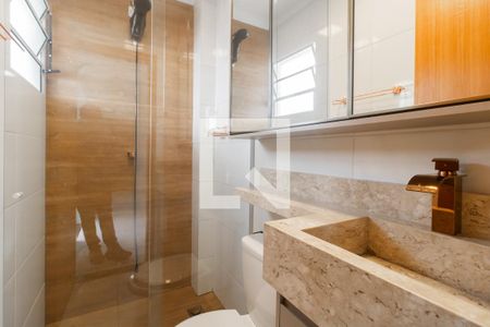 Banheiro de apartamento à venda com 1 quarto, 46m² em Vila Franci, São Paulo