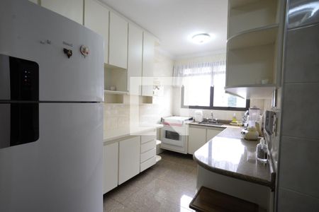 Apartamento à venda com 145m², 3 quartos e 2 vagasCozinha