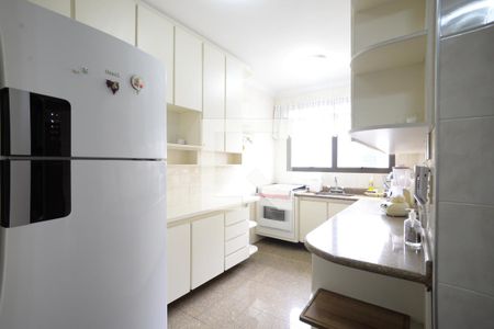 Apartamento à venda com 145m², 3 quartos e 2 vagasCozinha