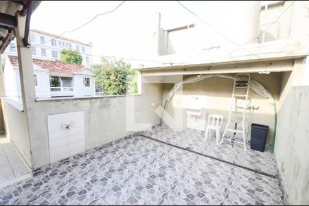 Casa à venda com 213m², 4 quartos e 1 vagaQuintal