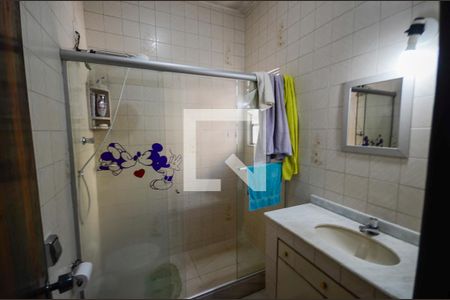 Casa à venda com 213m², 4 quartos e 1 vagaBanheiro da Suíte 2