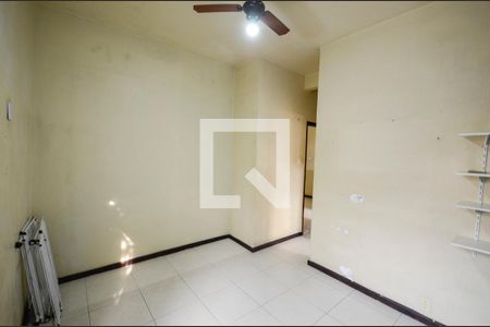 Casa à venda com 213m², 4 quartos e 1 vagaSuíte 1