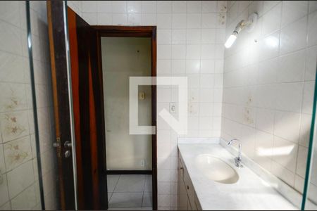 Casa à venda com 213m², 4 quartos e 1 vagaBanheiro da Suíte 1
