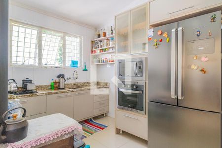 Casa à venda com 300m², 3 quartos e 2 vagasCozinha 