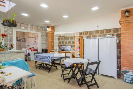 Casa à venda com 300m², 3 quartos e 2 vagasChurrasqueira