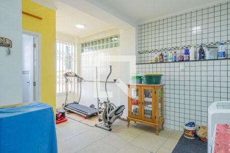 Casa à venda com 300m², 3 quartos e 2 vagasÁrea de Serviço