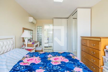 Casa à venda com 300m², 3 quartos e 2 vagasQuarto 3 - Suíte