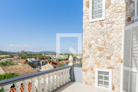 Casa à venda com 300m², 3 quartos e 2 vagasVaranda da sala 2