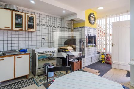 Casa à venda com 300m², 3 quartos e 2 vagasChurrasqueira