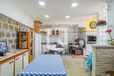 Casa à venda com 300m², 3 quartos e 2 vagasChurrasqueira