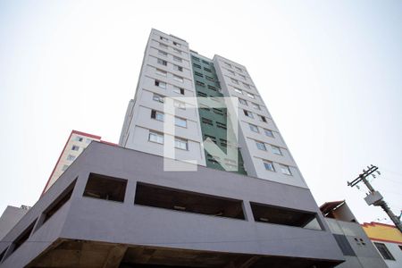 Apartamento à venda com 70m², 2 quartos e 1 vaga Apartamento à venda com 70m², 2 quartos e 1 vagaFachada
