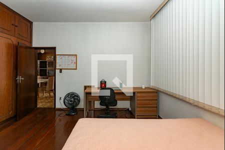 Apartamento à venda com 295m², 4 quartos e 4 vagas Apartamento à venda com 295m², 4 quartos e 4 vagasQuarto 4