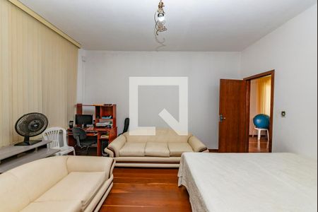 Apartamento à venda com 295m², 4 quartos e 4 vagas Apartamento à venda com 295m², 4 quartos e 4 vagasQuarto
