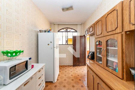 Apartamento à venda com 295m², 4 quartos e 4 vagas Apartamento à venda com 295m², 4 quartos e 4 vagasCozinha