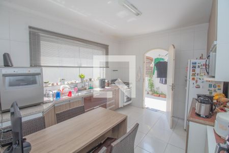 Casa à venda com 125m², 3 quartos e 2 vagas Casa à venda com 125m², 3 quartos e 2 vagasCozinha