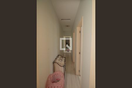 Casa à venda com 125m², 3 quartos e 2 vagas Casa à venda com 125m², 3 quartos e 2 vagasCorredor