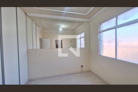 quarto 1 de apartamento para alugar com 2 quartos, 140m² em Carlos Prates, Belo Horizonte
