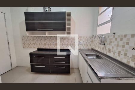Cozinha de apartamento para alugar com 2 quartos, 140m² em Carlos Prates, Belo Horizonte