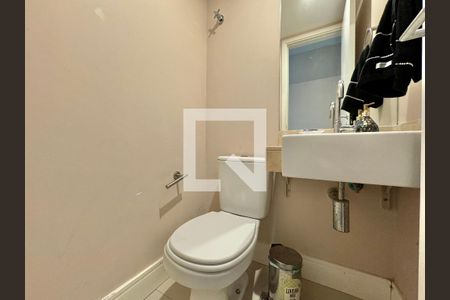 Apartamento para alugar com 205m², 4 quartos e 2 vagasLavabo