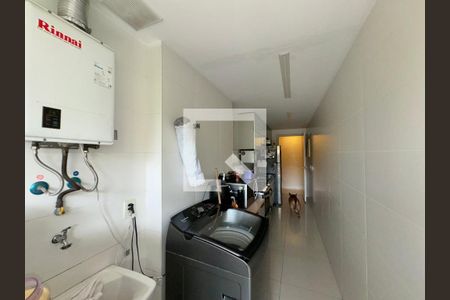 Apartamento para alugar com 205m², 4 quartos e 2 vagasCozinha e Área de Serviço