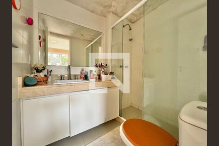 Apartamento para alugar com 205m², 4 quartos e 2 vagasSuite 3 - Banheiro
