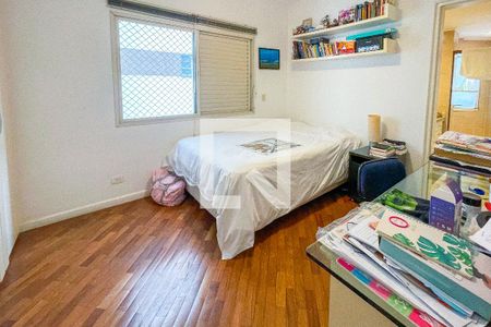 Apartamento à venda com 180m², 3 quartos e 3 vagasSuíte 